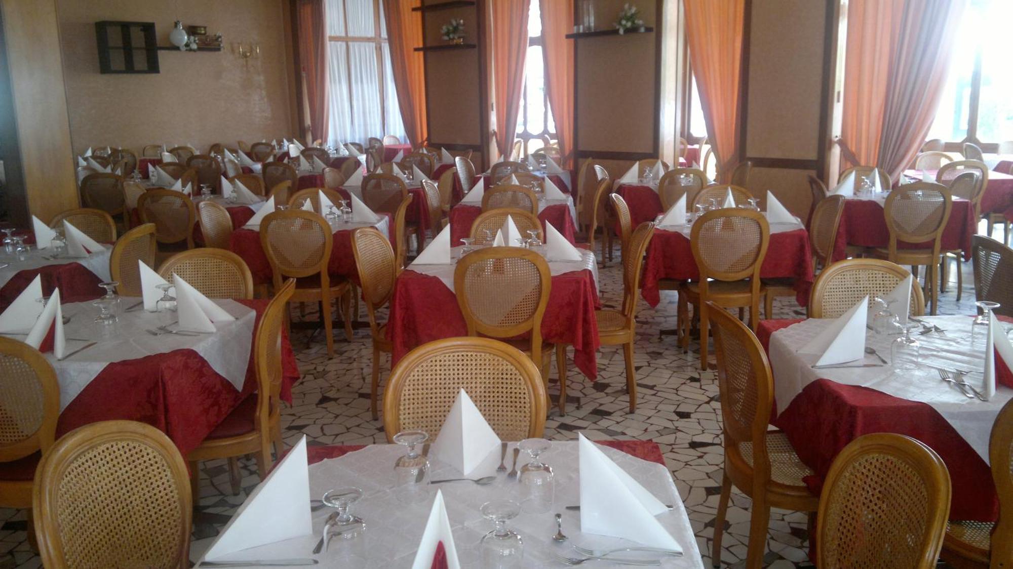Hotel Amalfi Лидо-ди-Езоло Экстерьер фото